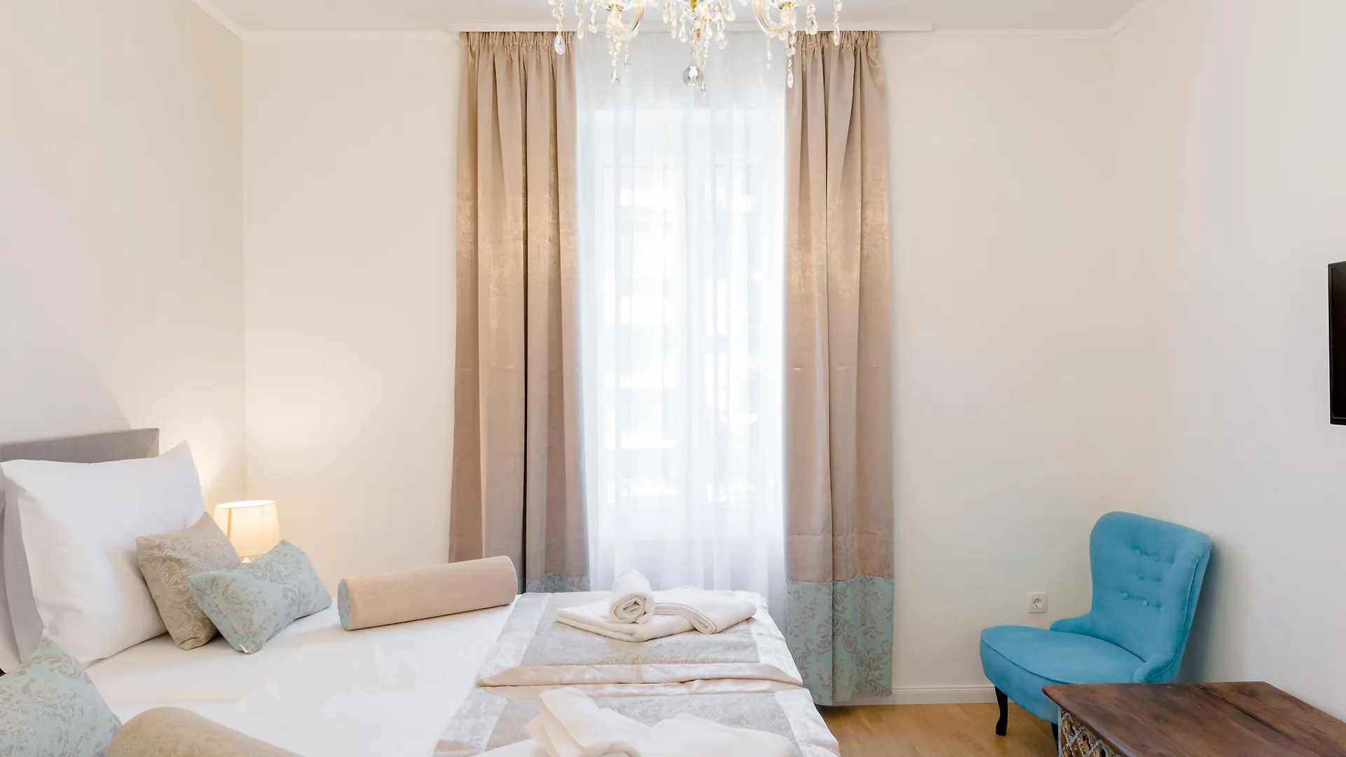 Le Monde Luxury Accommodation スプリト ベッド・アンド・ブレックファスト