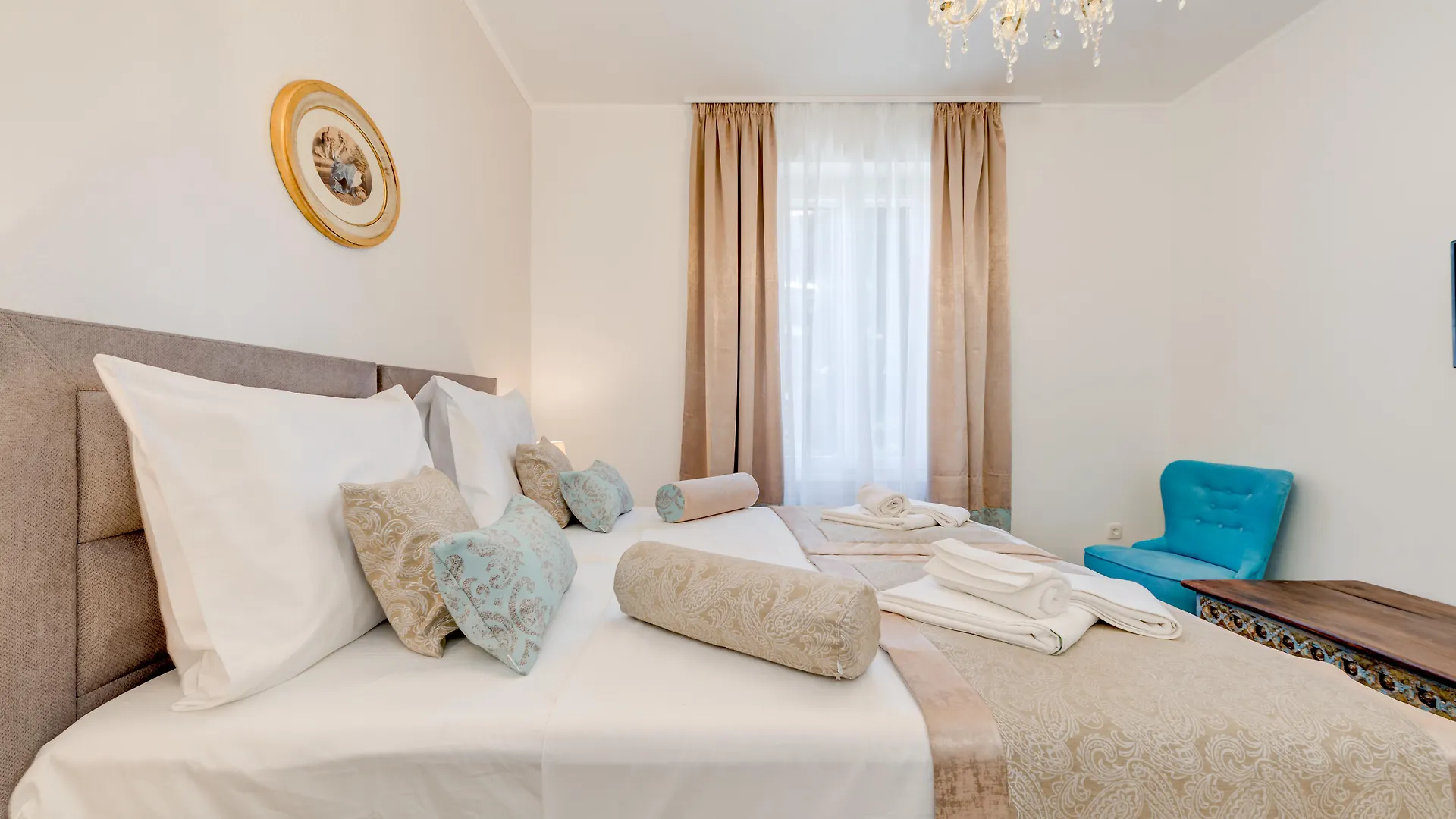 Le Monde Luxury Accommodation スプリト