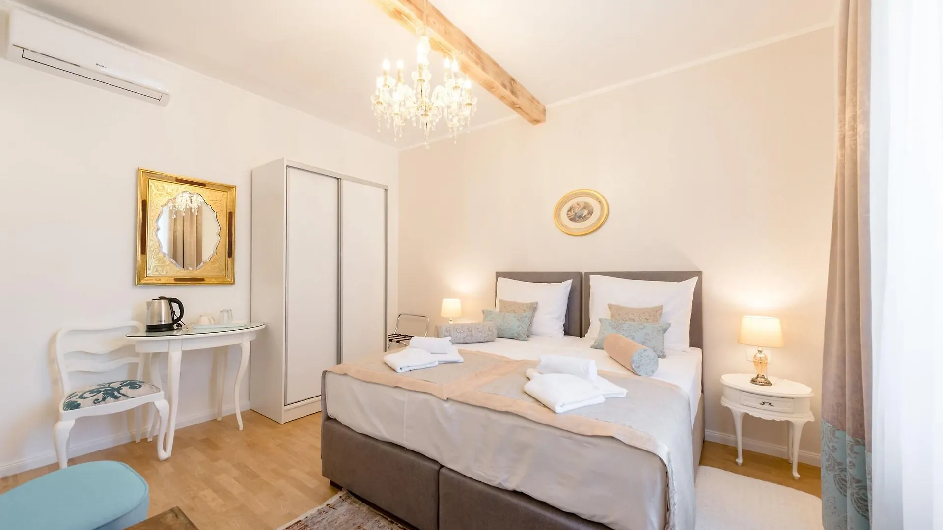 Le Monde Luxury Accommodation スプリト